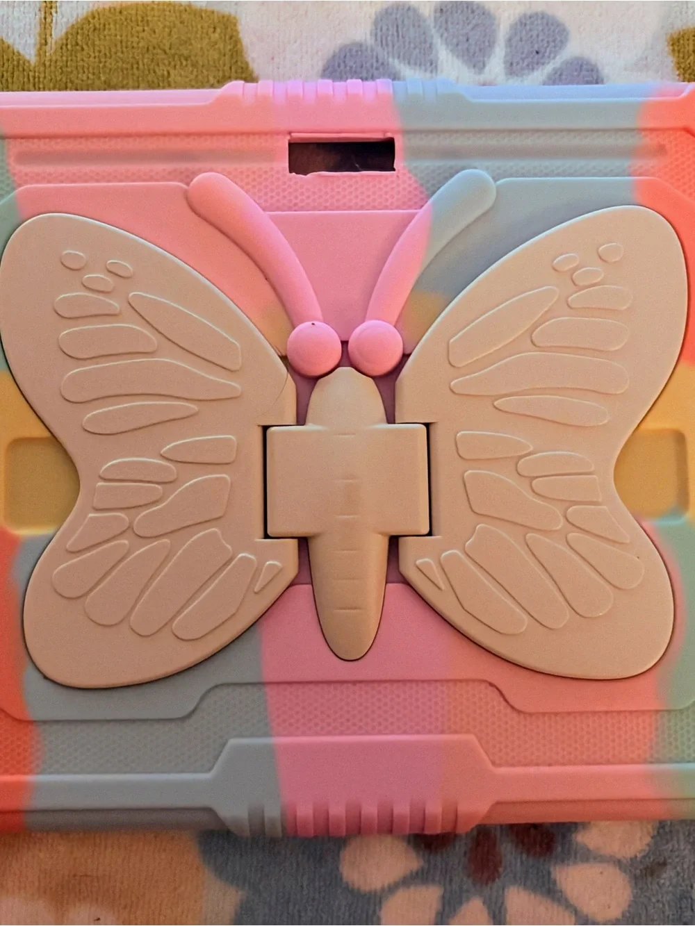 Apple Tablet & Pastel Multicolor Tablet Case - Protective Silicone Cover